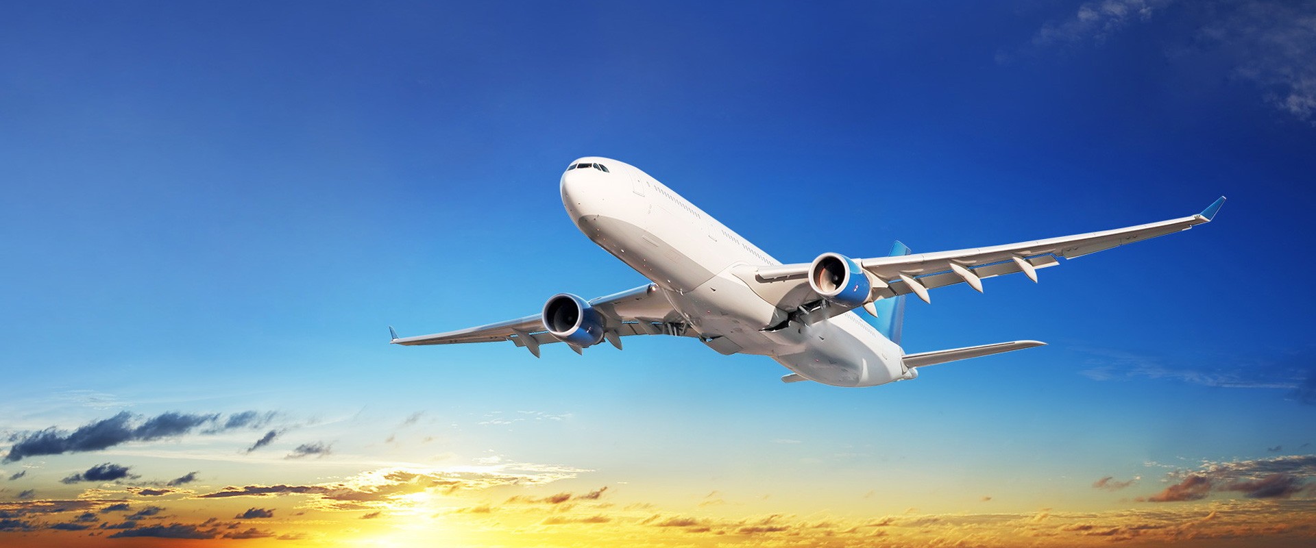 由于更轻，，，，以是飞得更高！